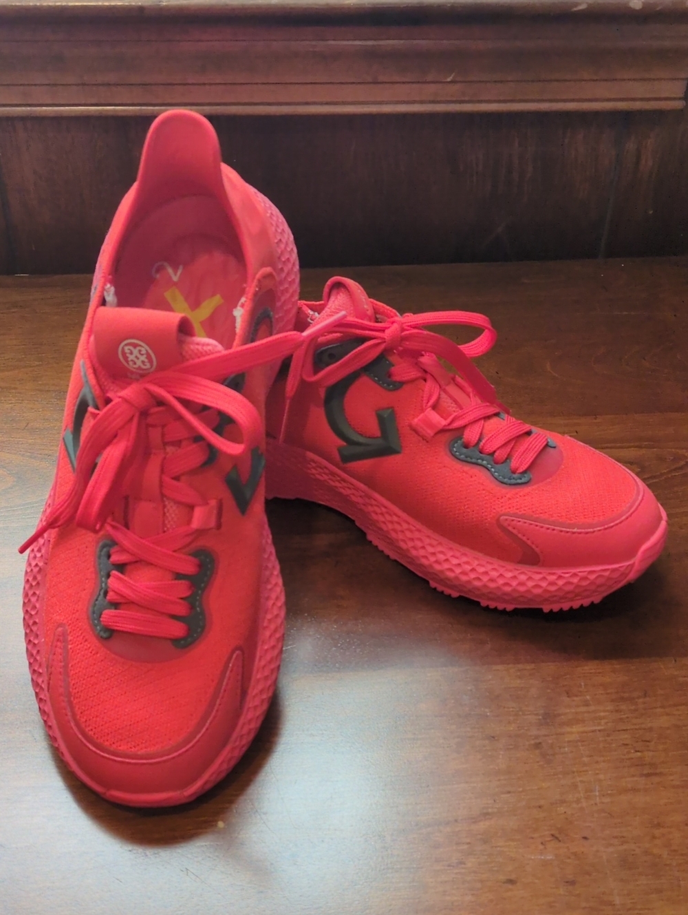 G/FORE Womens MG4X2 Cross Trainer Golf Shoes - Poppy Size 9